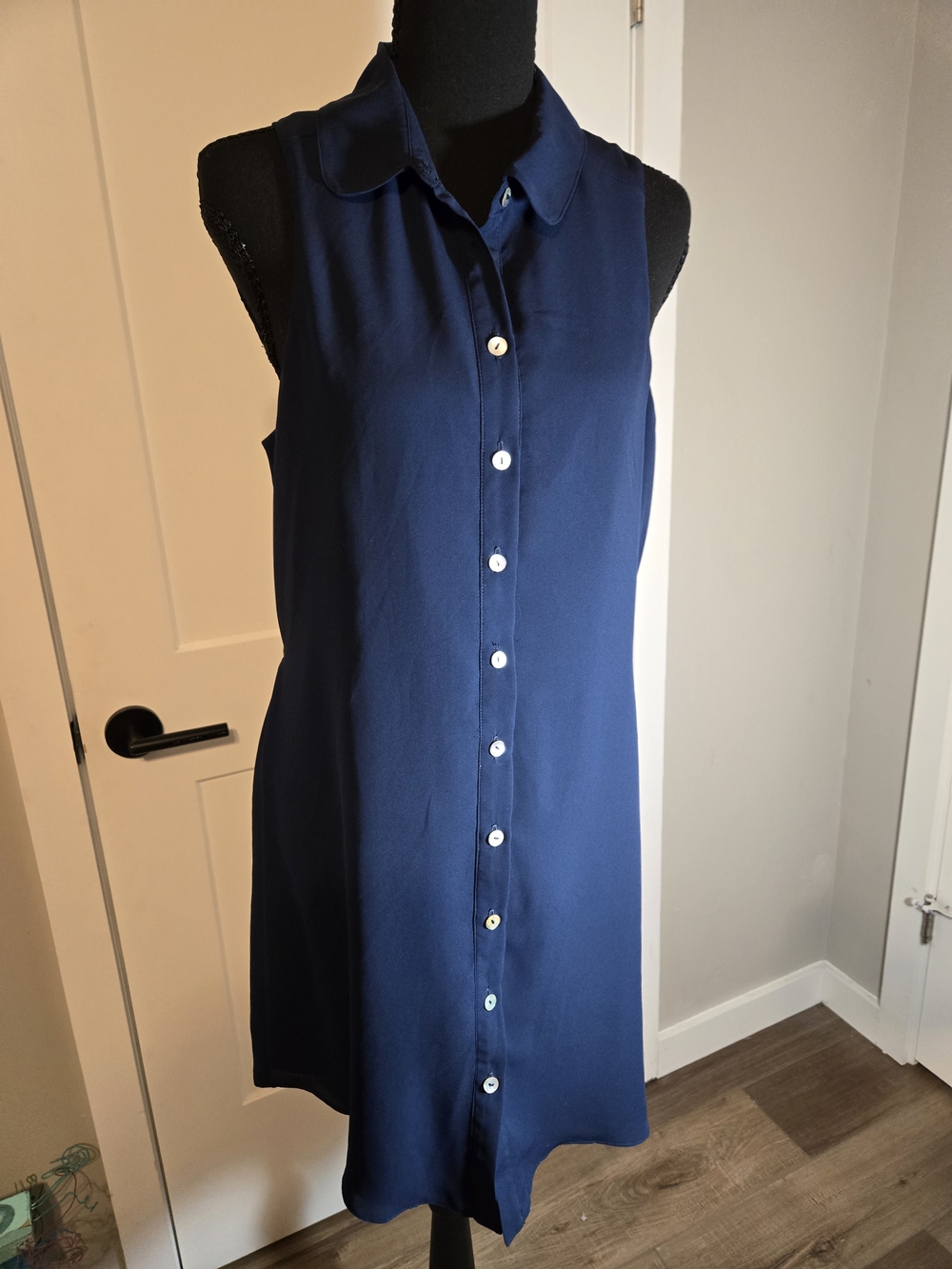Paper Crown Sleeveless Button-Down Midi Dress in Navy